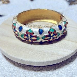 Vintage Park Lane Enamel Floral Hinged Bangle Bracelet